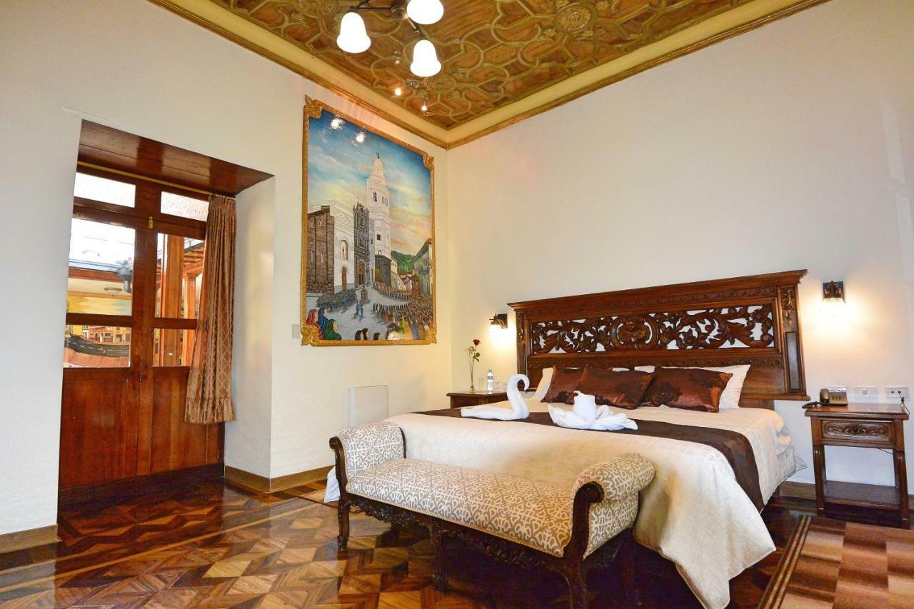 La Basilica Hotel